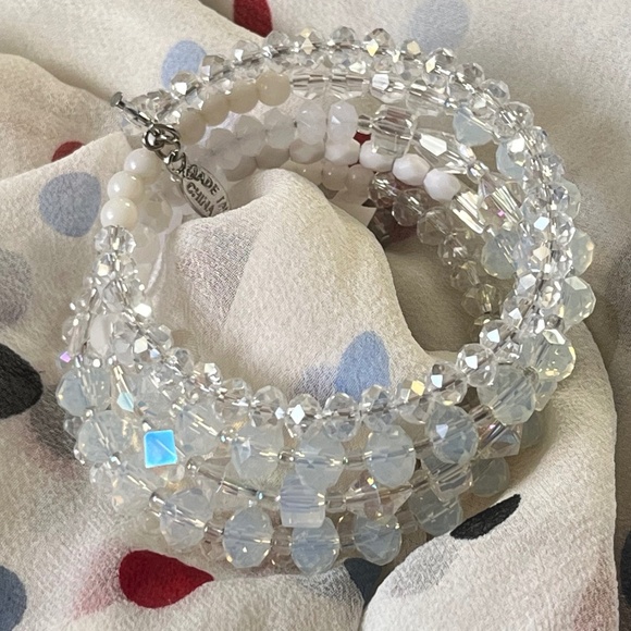 NEIMAN MARCUS Bracelet Wrap Sparkling Faceted Beaded - Picture 5 of 6